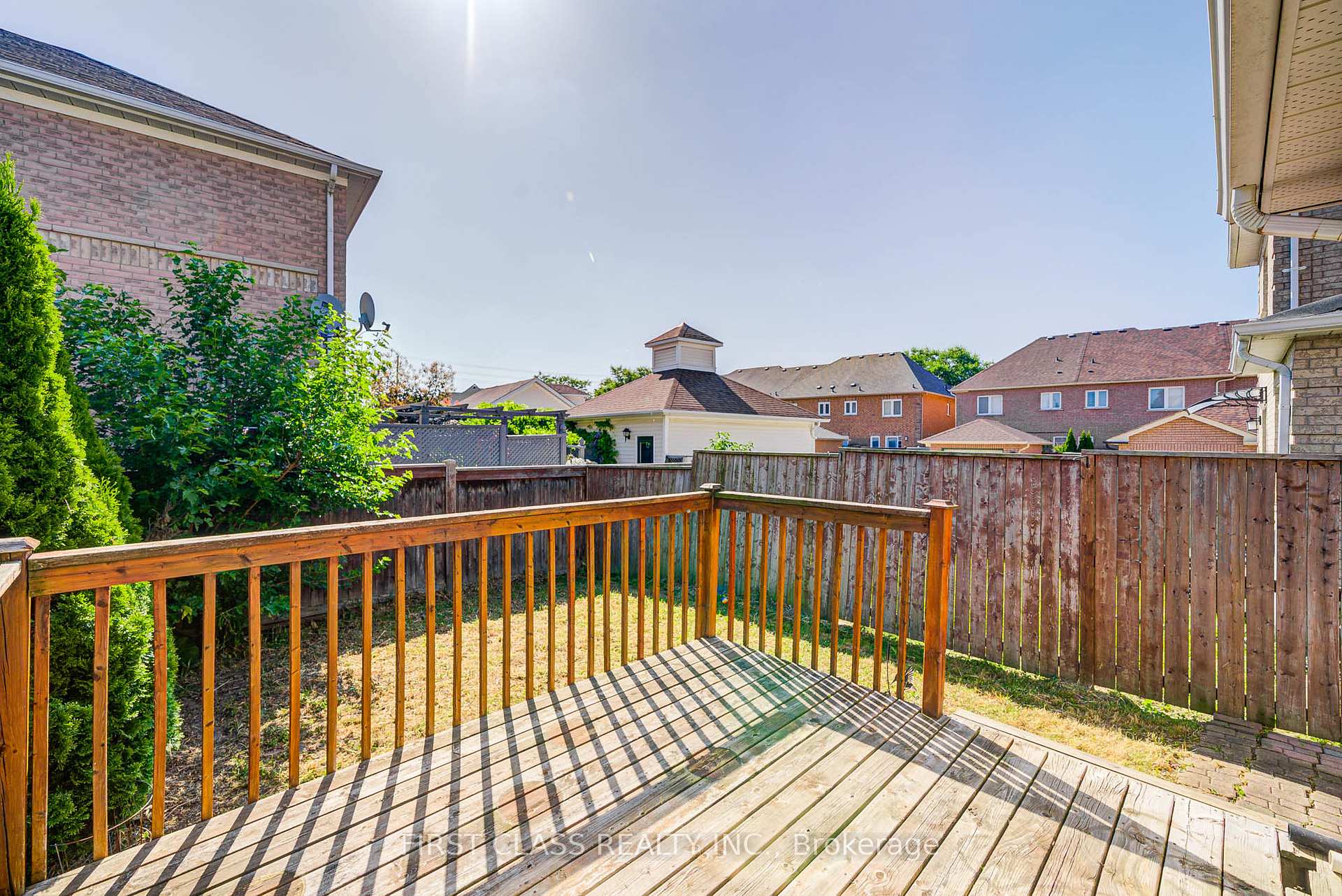 Photo 46 of 19 Benjamin Hood Crescent, Vaughan, Patterson — HOMEH