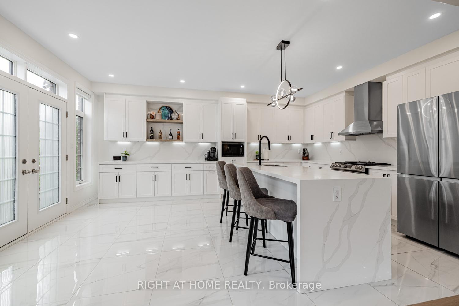 Photo 12 of 236 Bellefond Street, Vaughan, Kleinburg — HOMEH