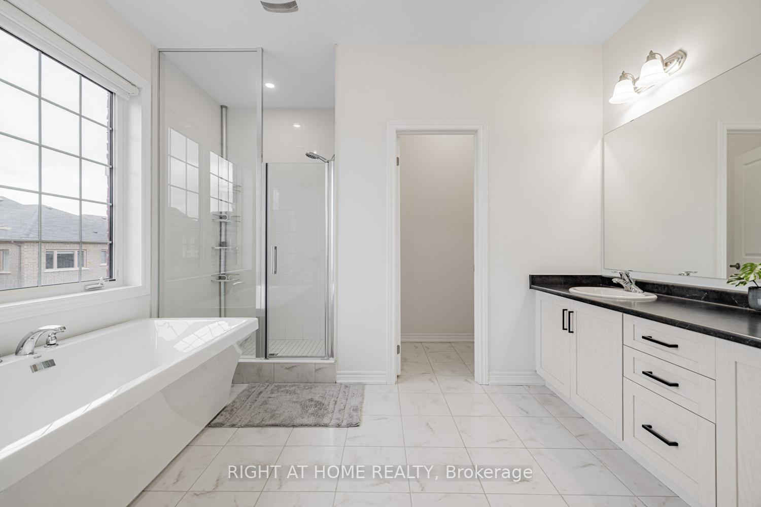 Photo 20 of 236 Bellefond Street, Vaughan, Kleinburg — HOMEH
