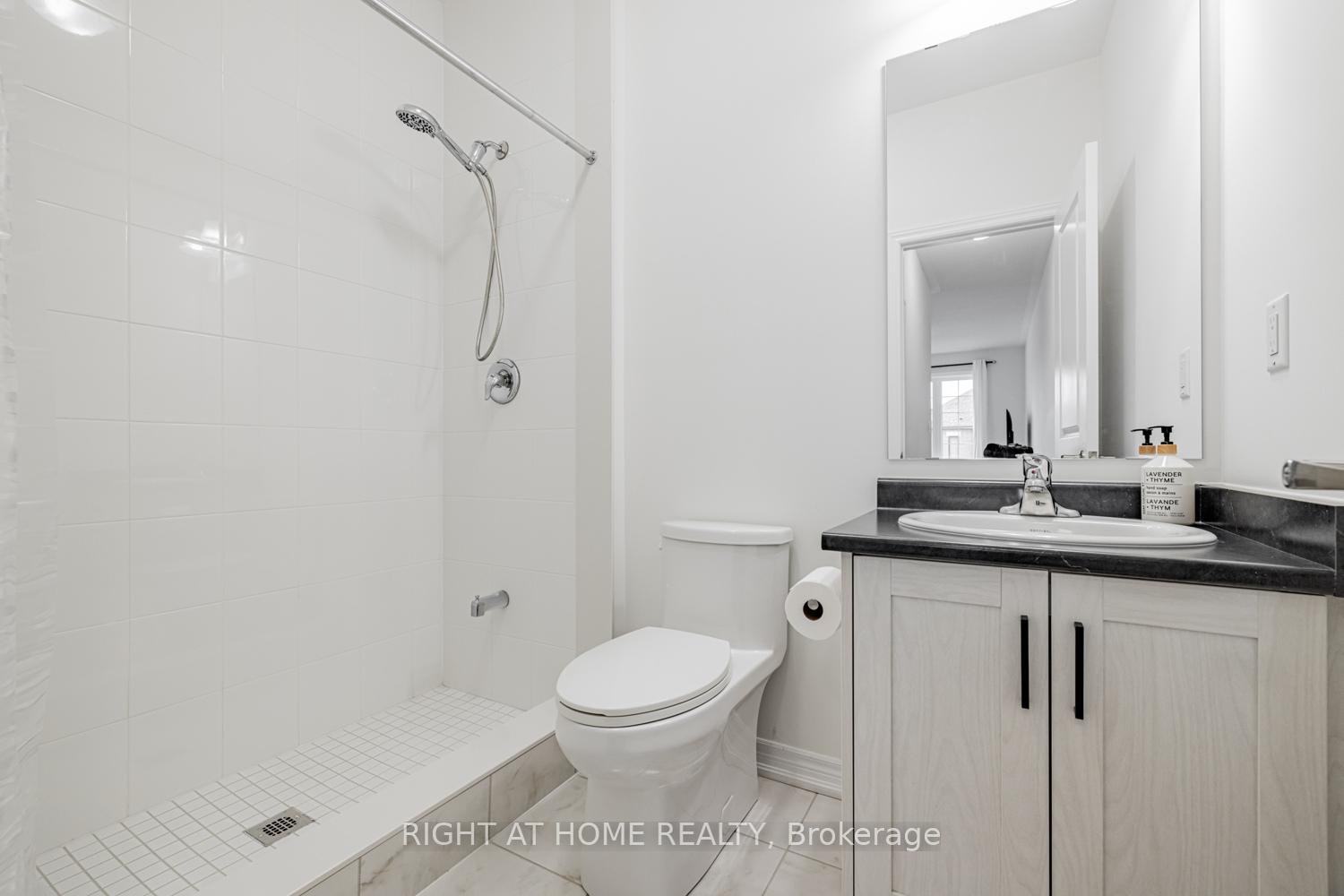 Photo 24 of 236 Bellefond Street, Vaughan, Kleinburg — HOMEH