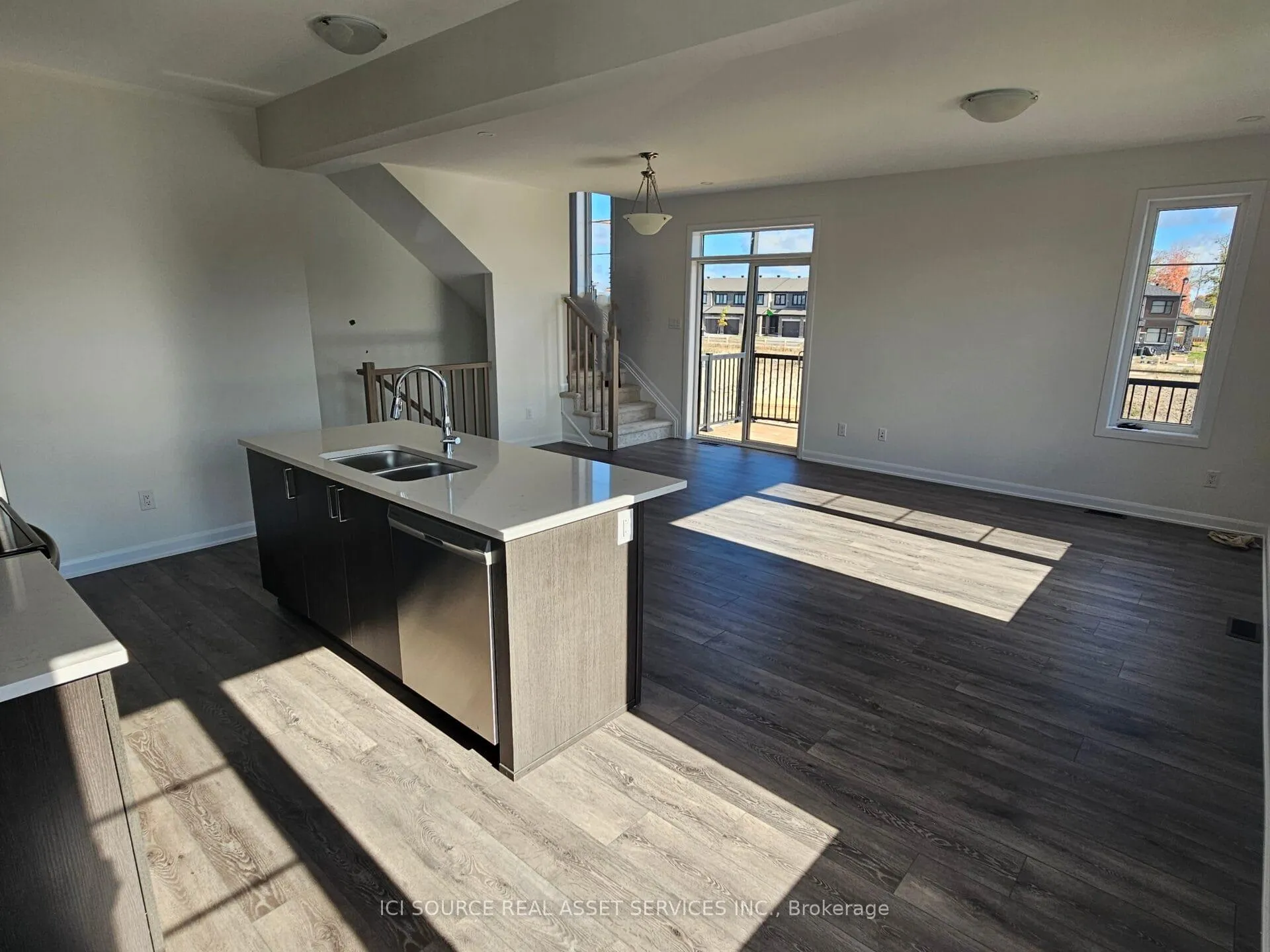 Photo 13 of 340 Raheen Court, Ottawa, Barrhaven - Half Moon Bay — HOMEH