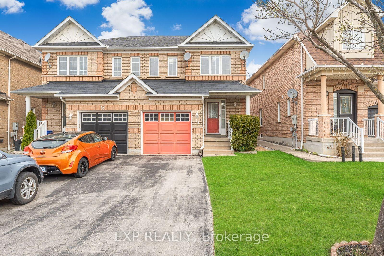 Photo 2 of 16 La Pinta Street, Vaughan, Vellore Village — HOMEH