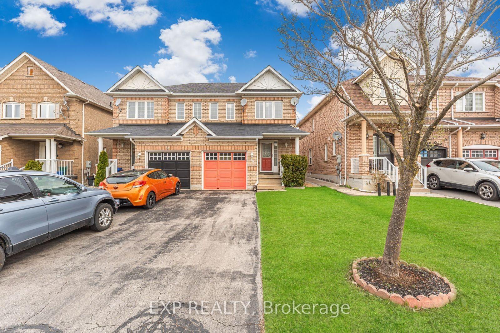 Photo 3 of 16 La Pinta Street, Vaughan, Vellore Village — HOMEH