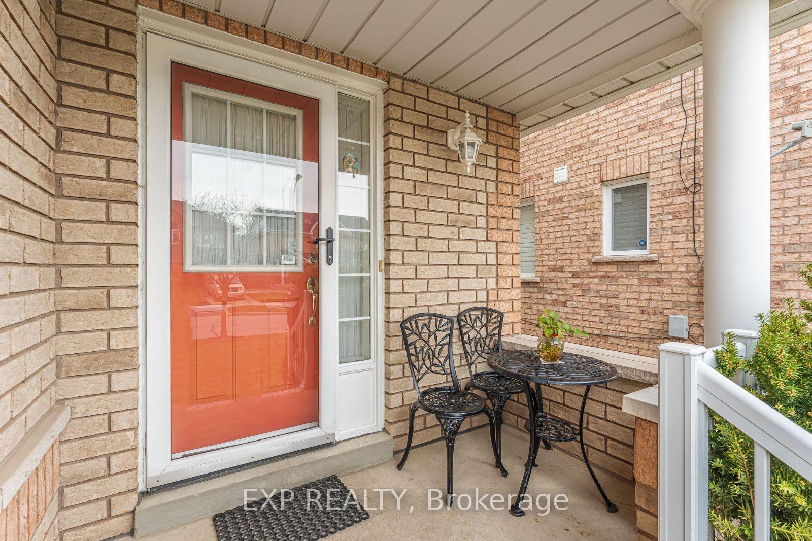 Photo 4 of 16 La Pinta Street, Vaughan, Vellore Village — HOMEH