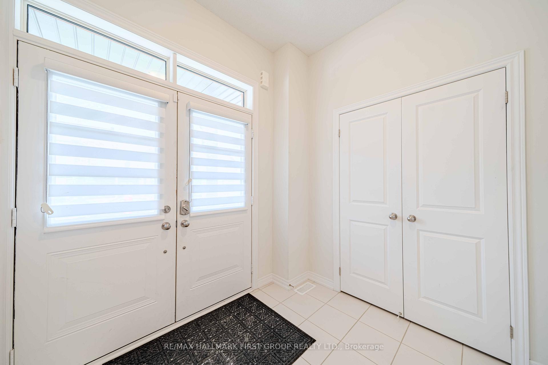 Photo 5 of 43 Hahn Street, Whitby, Rural Whitby — HOMEH