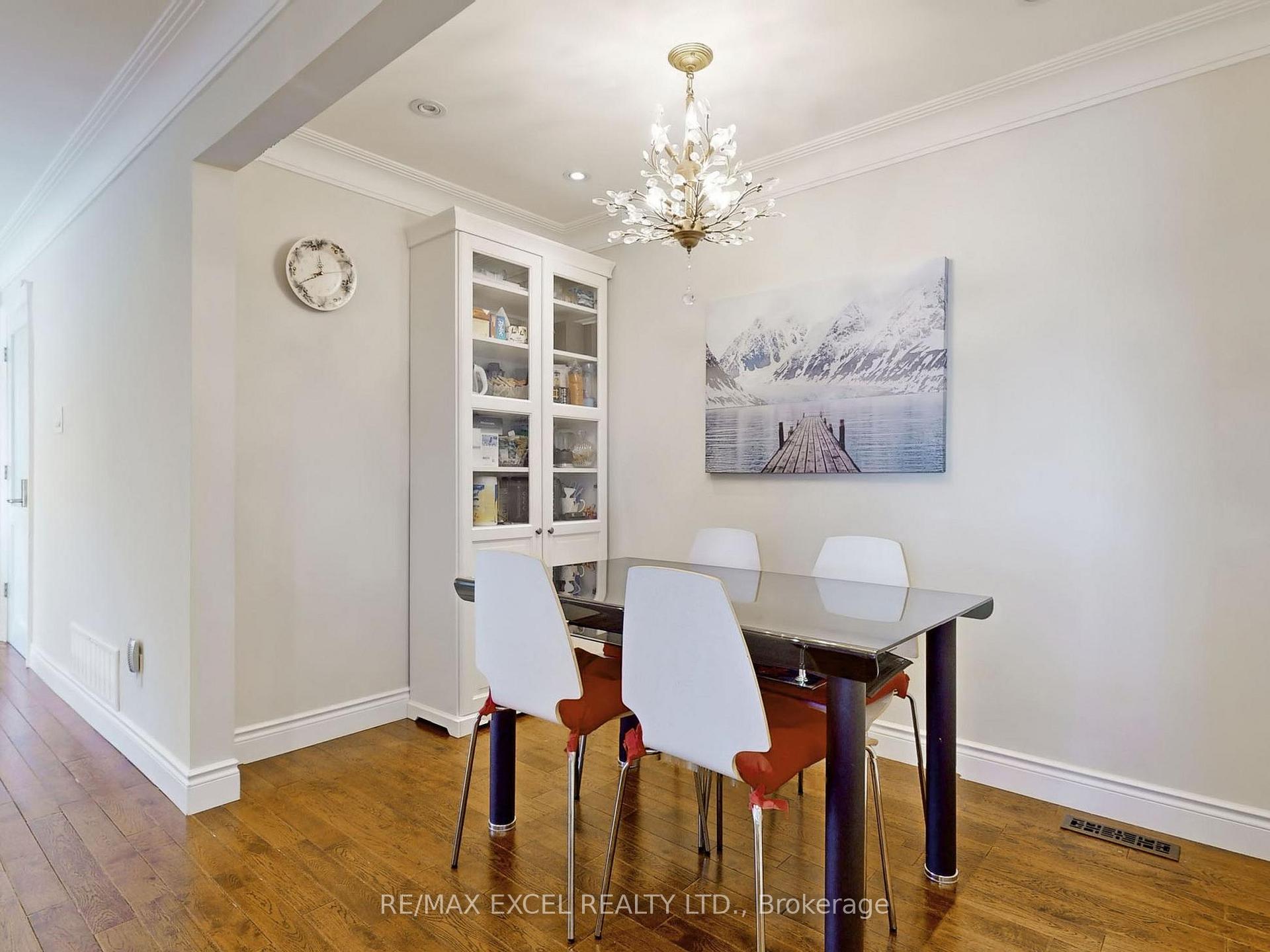 Photo 15 of 166 Royal Orchard Boulevard, Markham, Royal Orchard — HOMEH