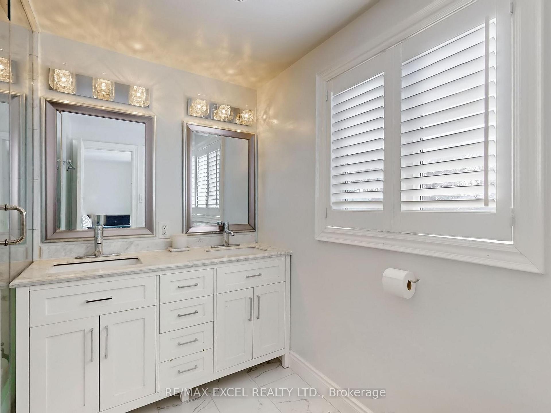 Photo 23 of 166 Royal Orchard Boulevard, Markham, Royal Orchard — HOMEH