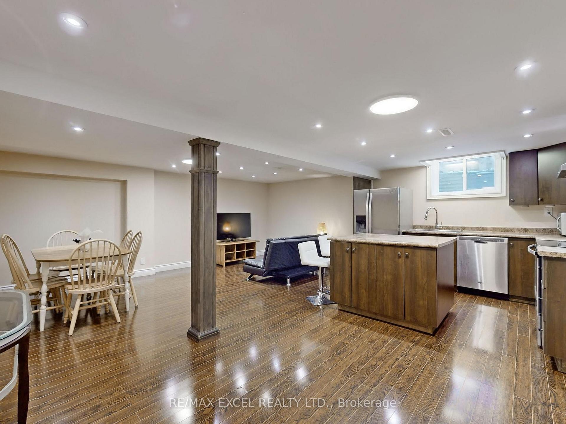 Photo 29 of 166 Royal Orchard Boulevard, Markham, Royal Orchard — HOMEH