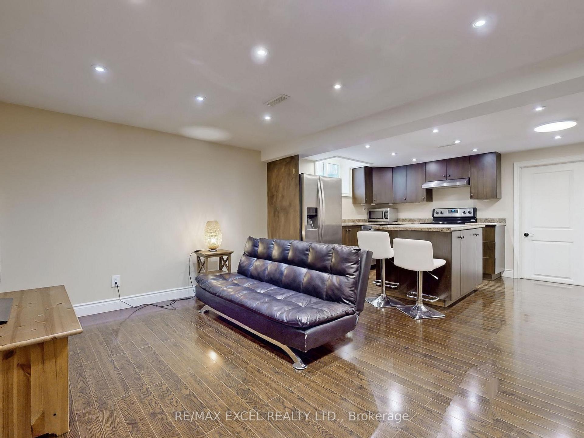 Photo 30 of 166 Royal Orchard Boulevard, Markham, Royal Orchard — HOMEH
