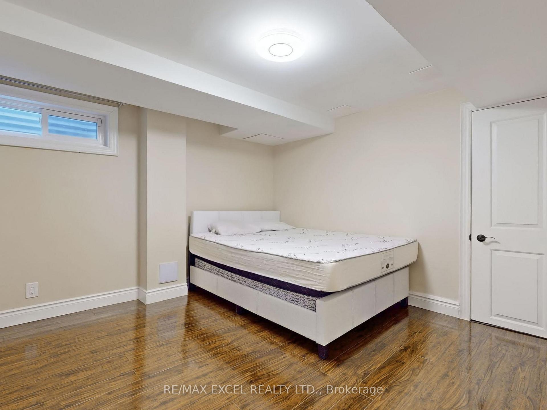 Photo 33 of 166 Royal Orchard Boulevard, Markham, Royal Orchard — HOMEH