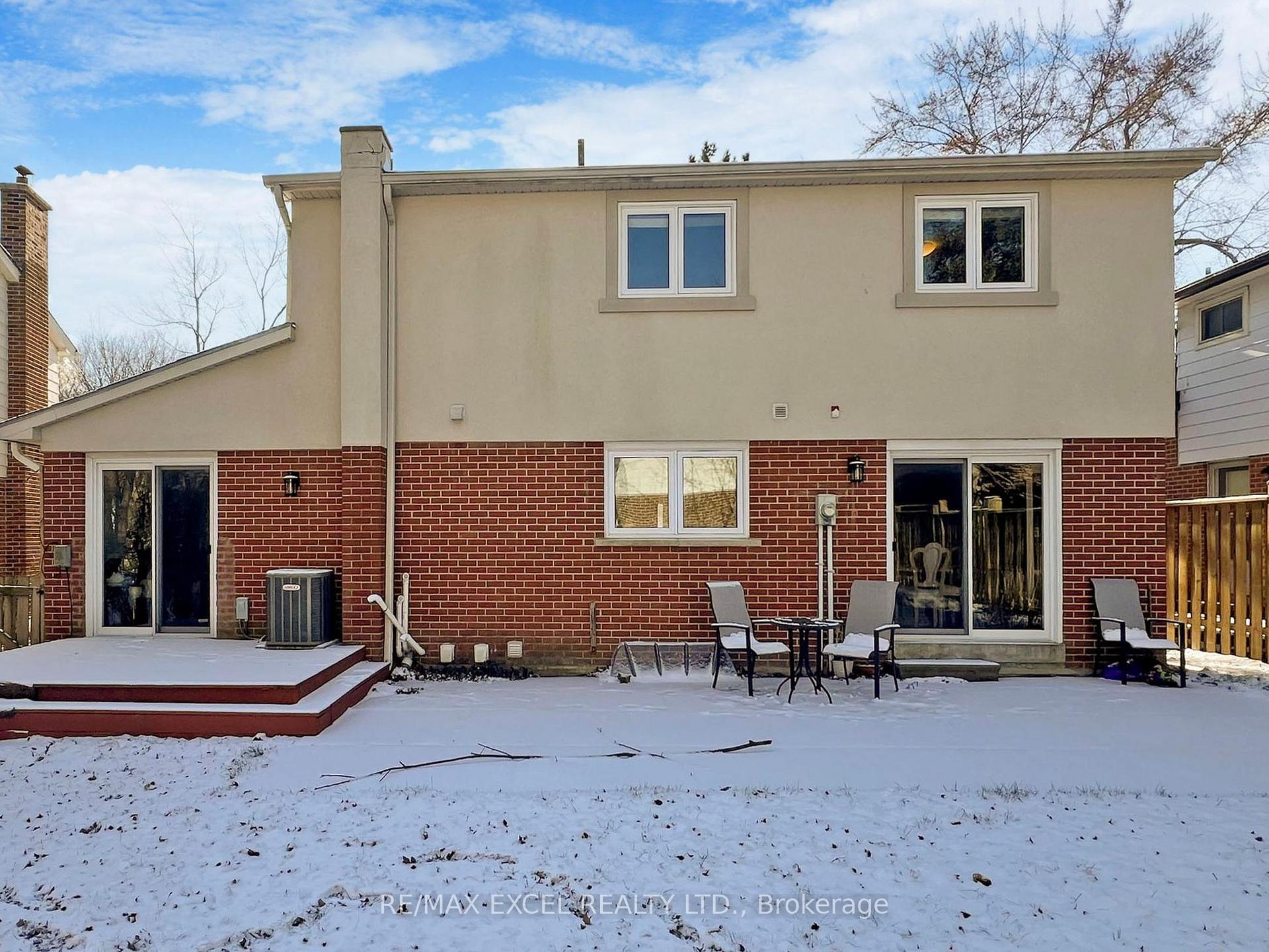 Photo 38 of 166 Royal Orchard Boulevard, Markham, Royal Orchard — HOMEH