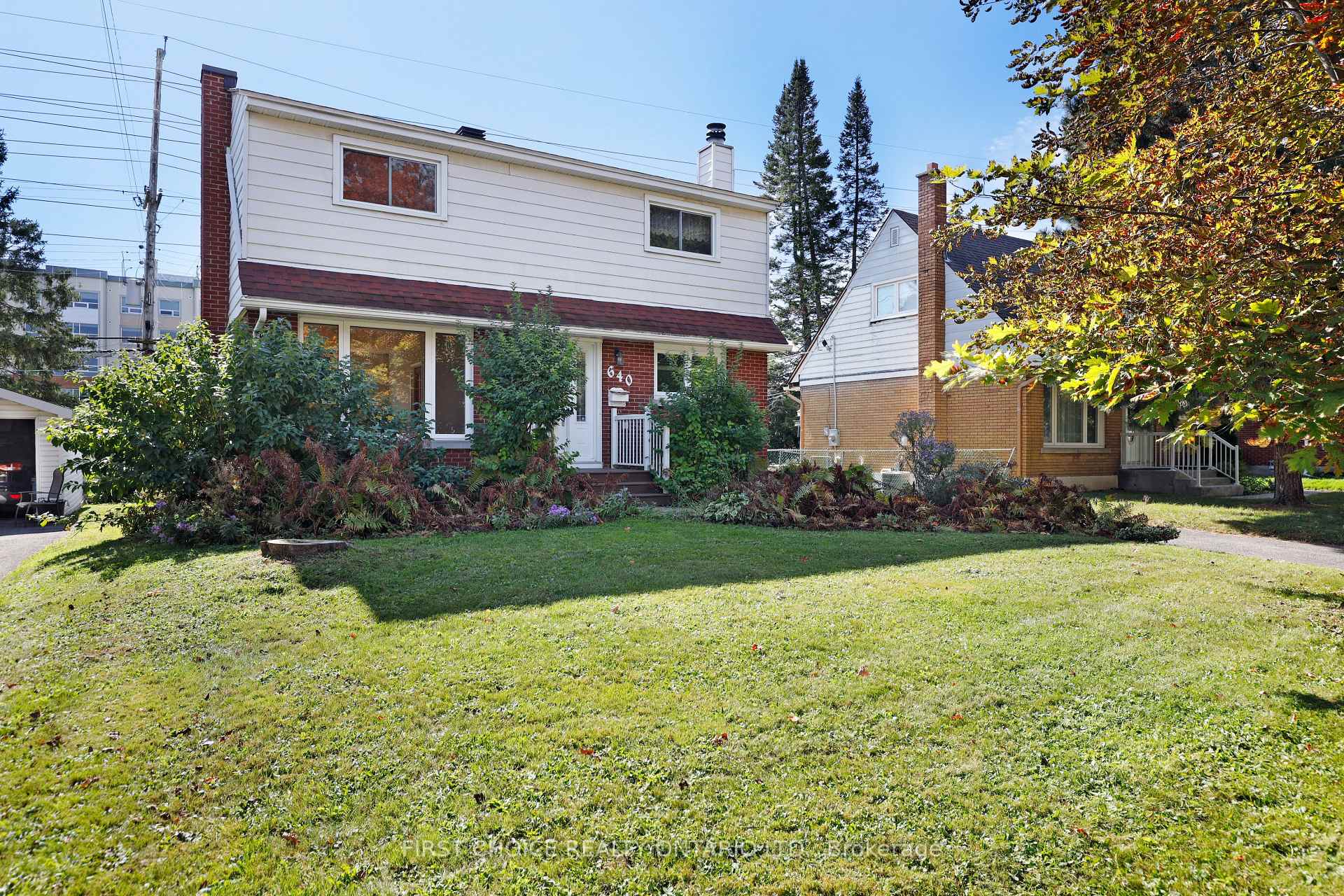 Photo 2 of 640 Browning Avenue, Ottawa, Riverview Park — HOMEH