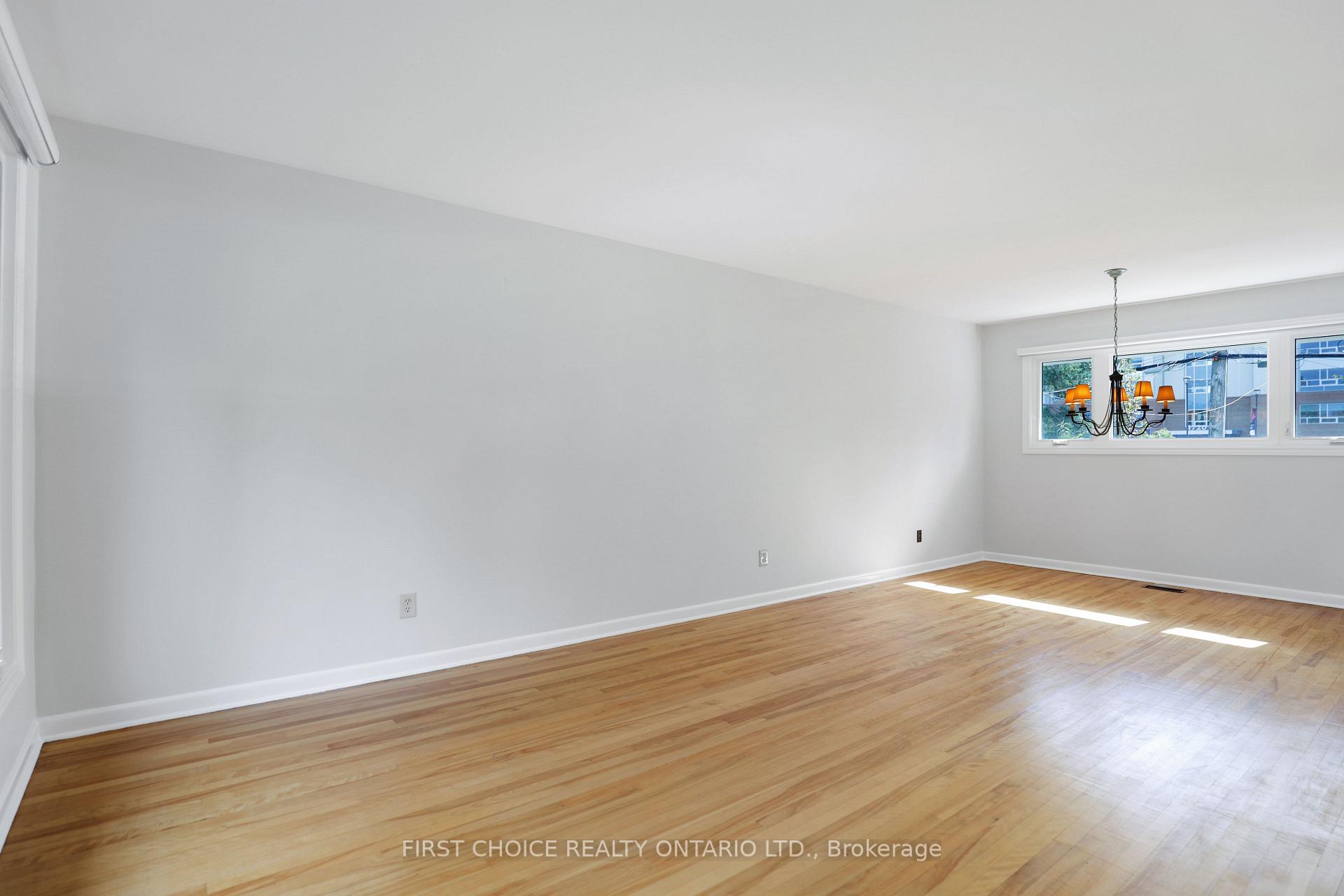Photo 13 of 640 Browning Avenue, Ottawa, Riverview Park — HOMEH