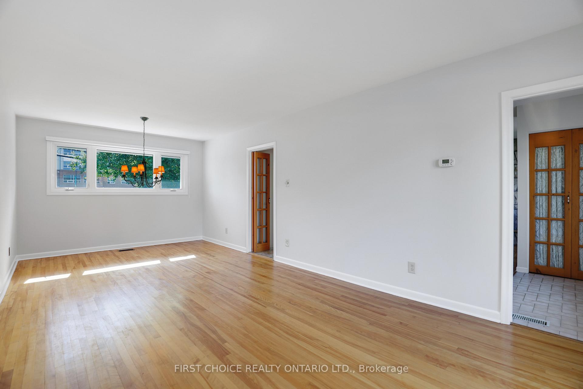 Photo 14 of 640 Browning Avenue, Ottawa, Riverview Park — HOMEH