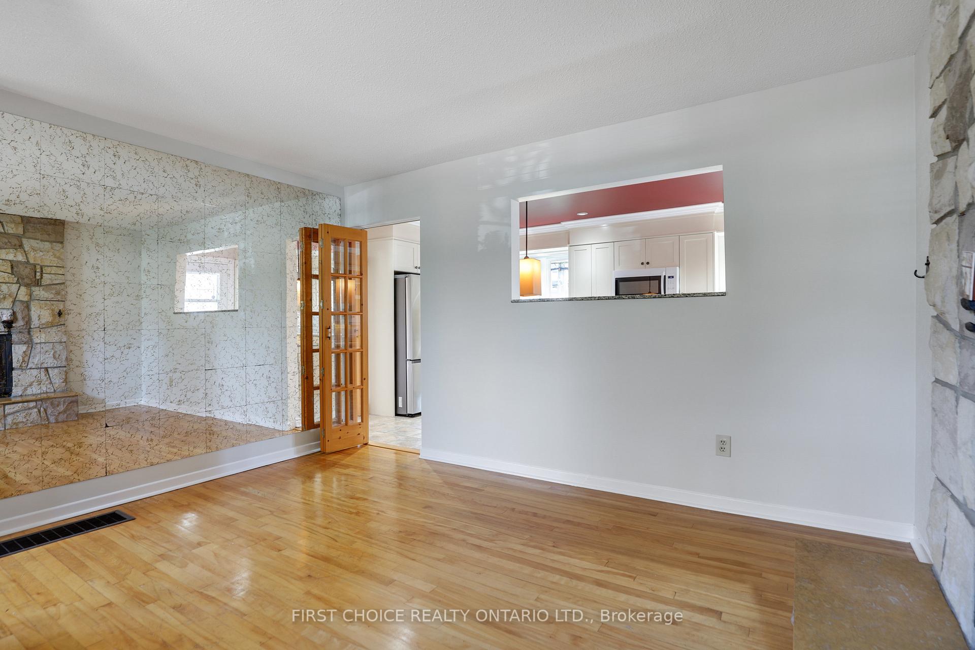 Photo 16 of 640 Browning Avenue, Ottawa, Riverview Park — HOMEH