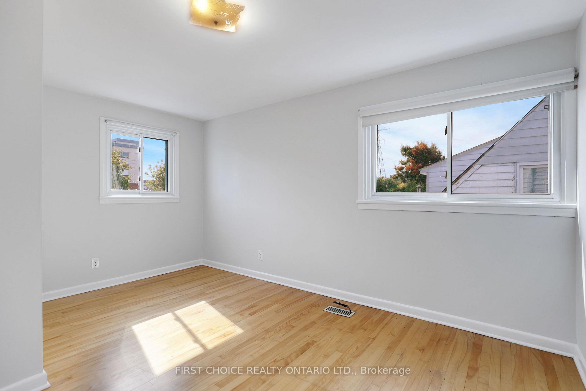 Photo 21 of 640 Browning Avenue, Ottawa, Riverview Park — HOMEH