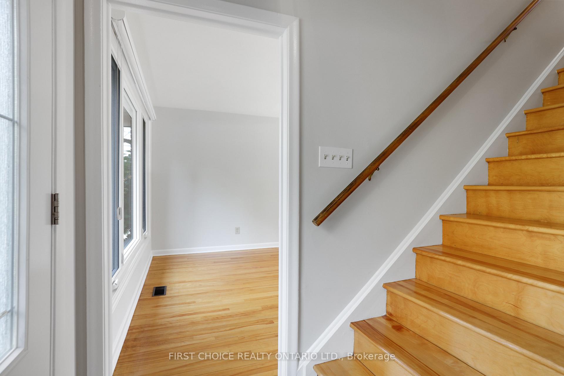 Photo 28 of 640 Browning Avenue, Ottawa, Riverview Park — HOMEH