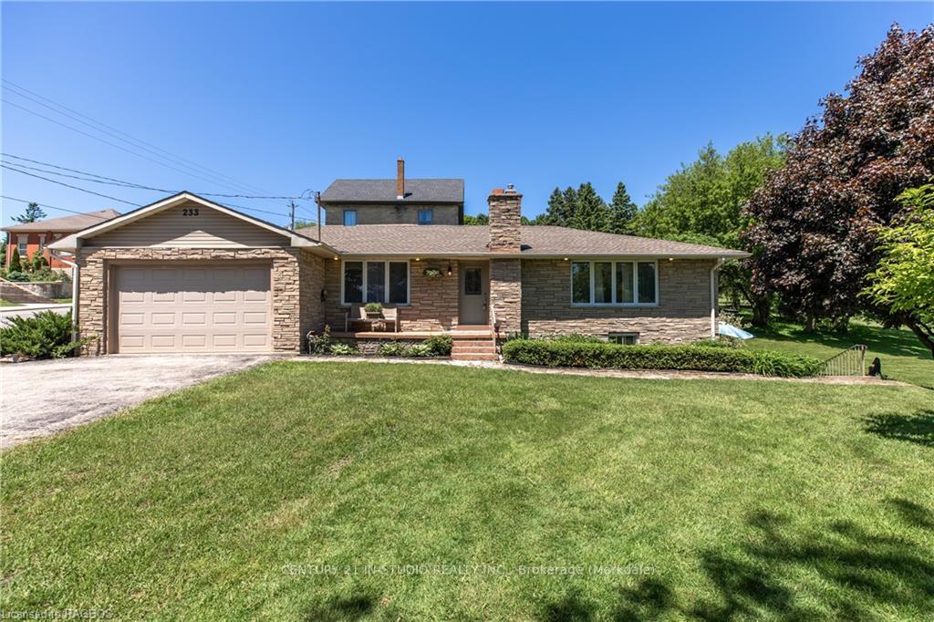 Photo 1 of 233 Garafraxa Street N, West Grey — HOMEH
