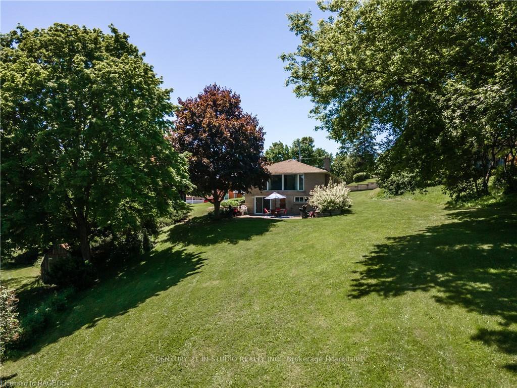 Photo 9 of 233 Garafraxa Street N, West Grey — HOMEH
