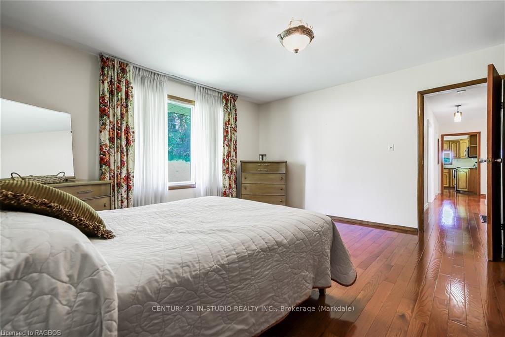 Photo 33 of 233 Garafraxa Street N, West Grey — HOMEH
