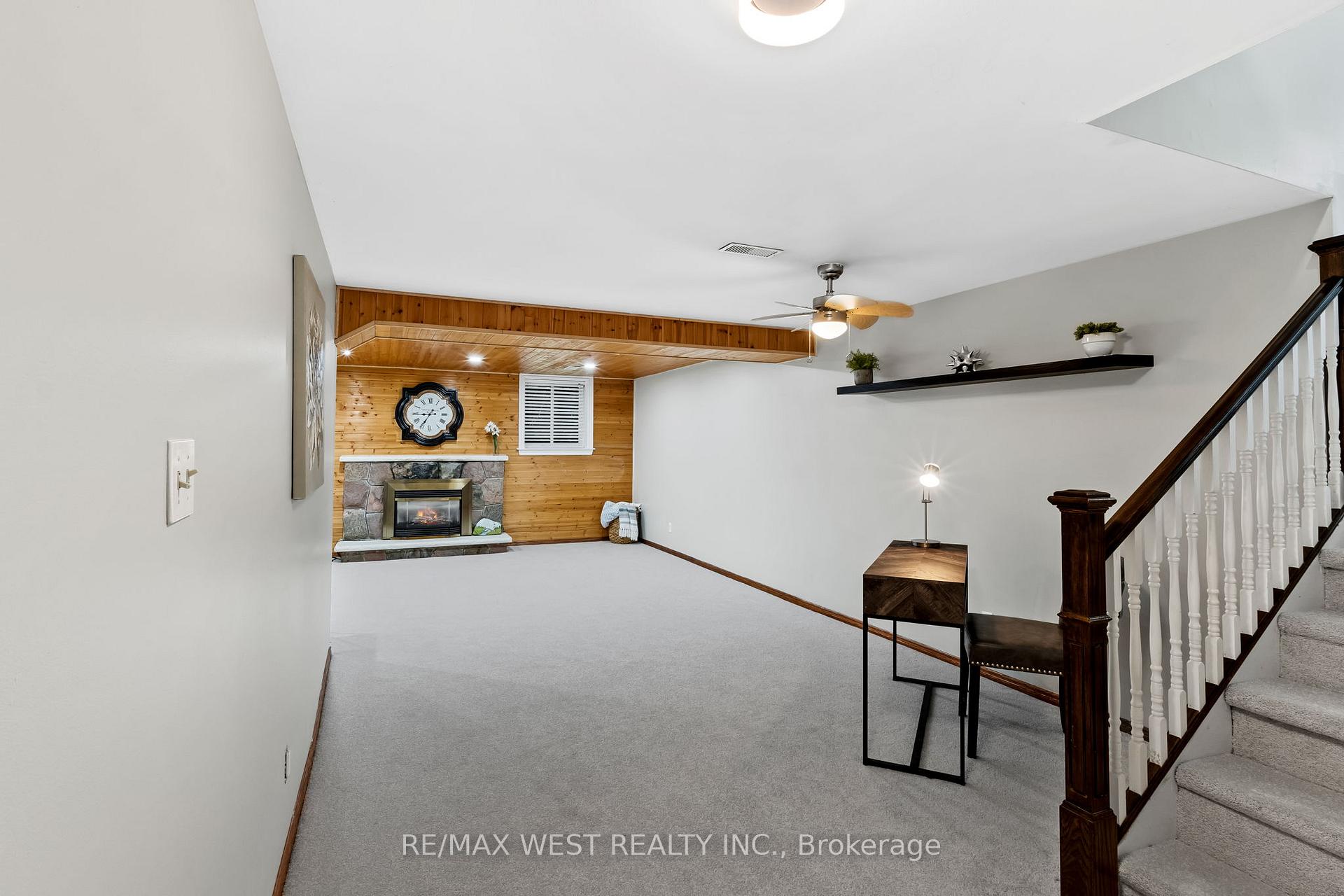 Photo 14 of 28 Hamilton Hall Drive, Markham, Markham Village — HOMEH