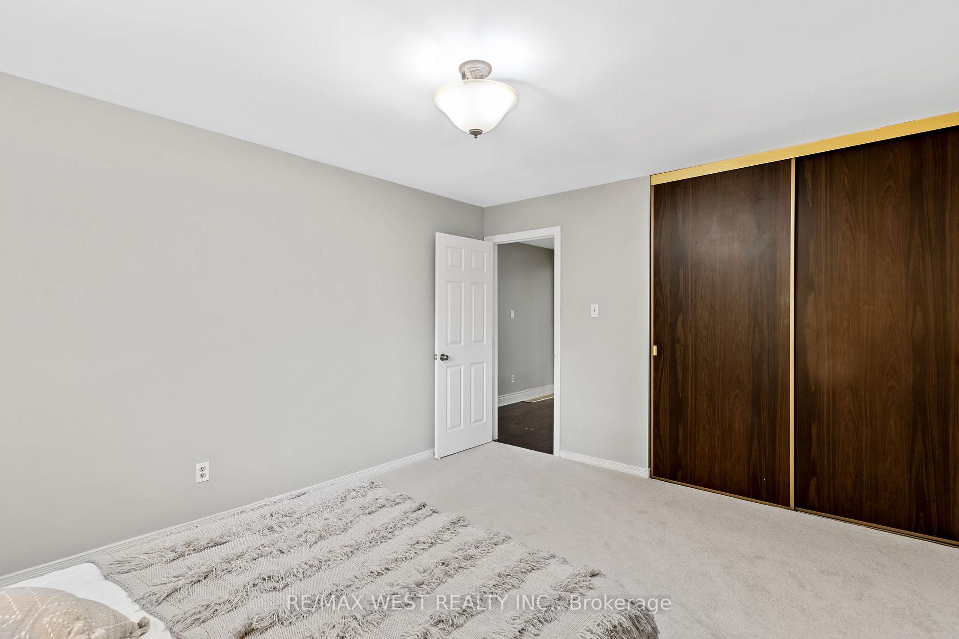 Photo 37 of 28 Hamilton Hall Drive, Markham, Markham Village — HOMEH
