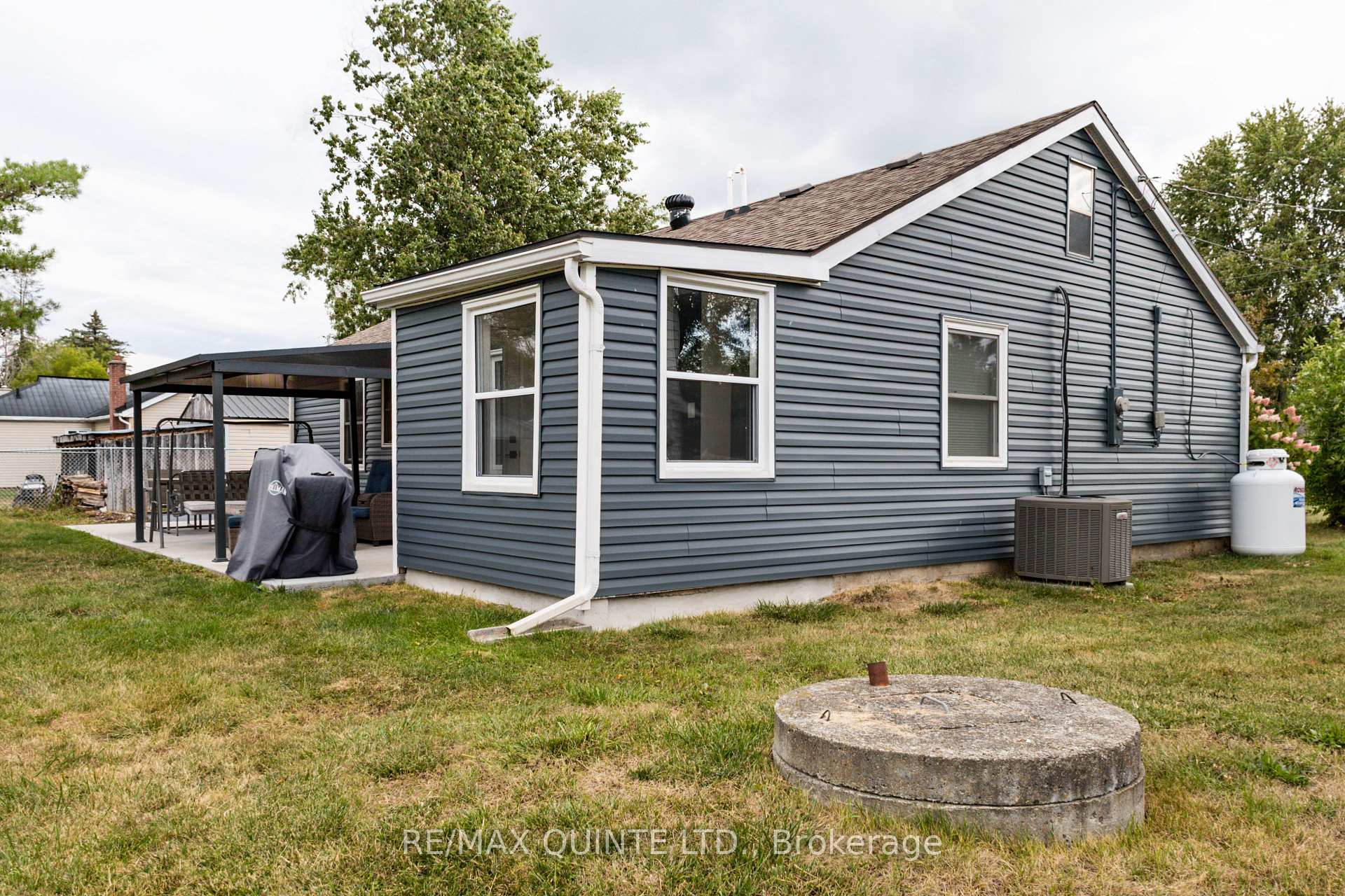 Photo 40 of 69 Ashley Street, Belleville, Thurlow Ward — HOMEH