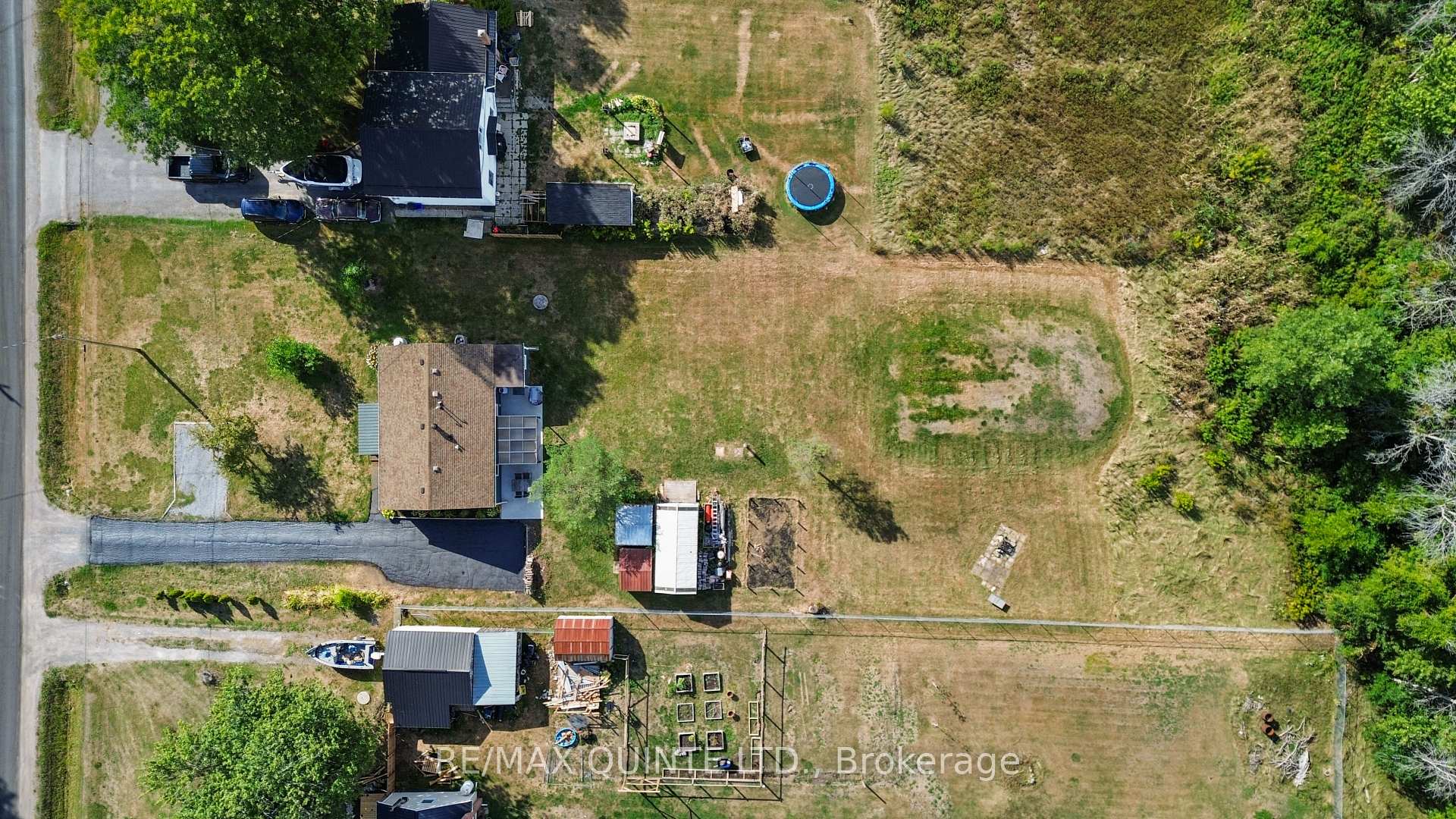 Photo 46 of 69 Ashley Street, Belleville, Thurlow Ward — HOMEH