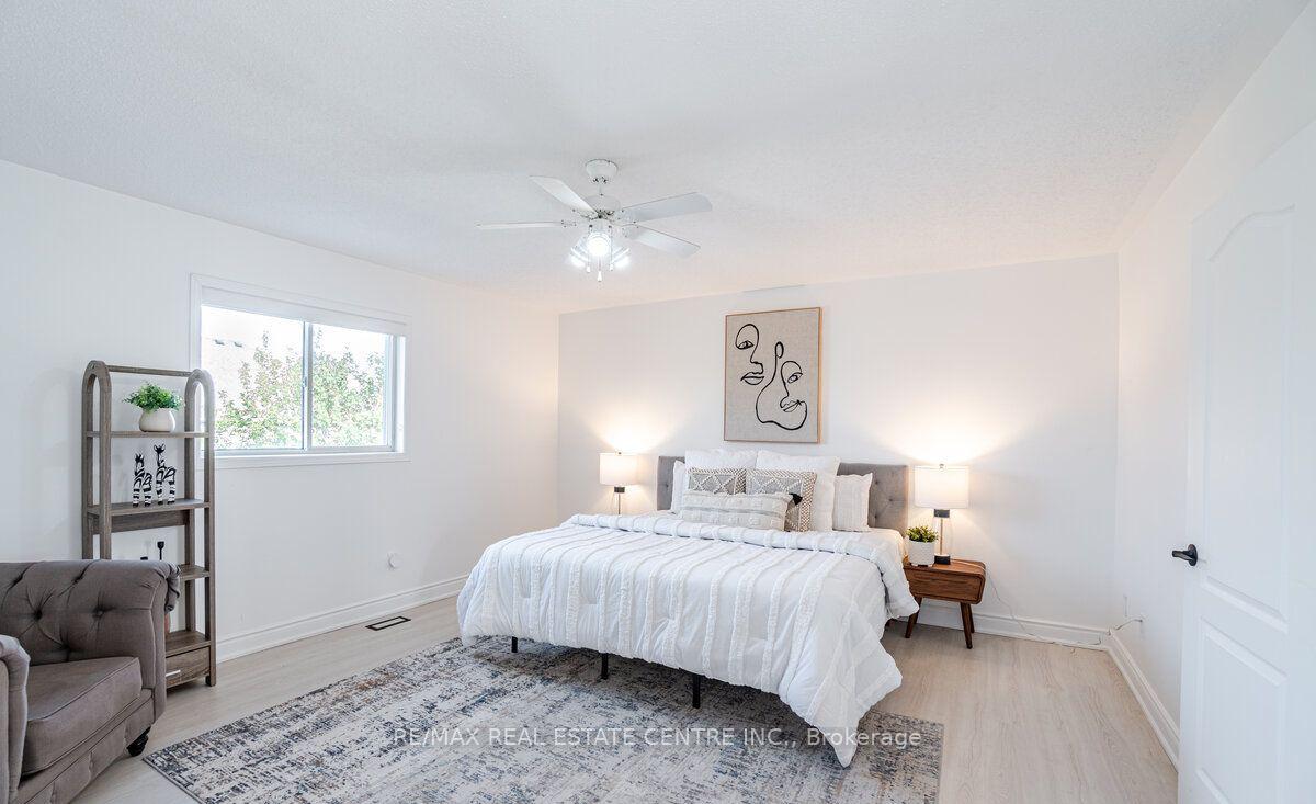 Photo 9 of Unit A, 83 Convoy Crescent, Vaughan, Maple — HOMEH