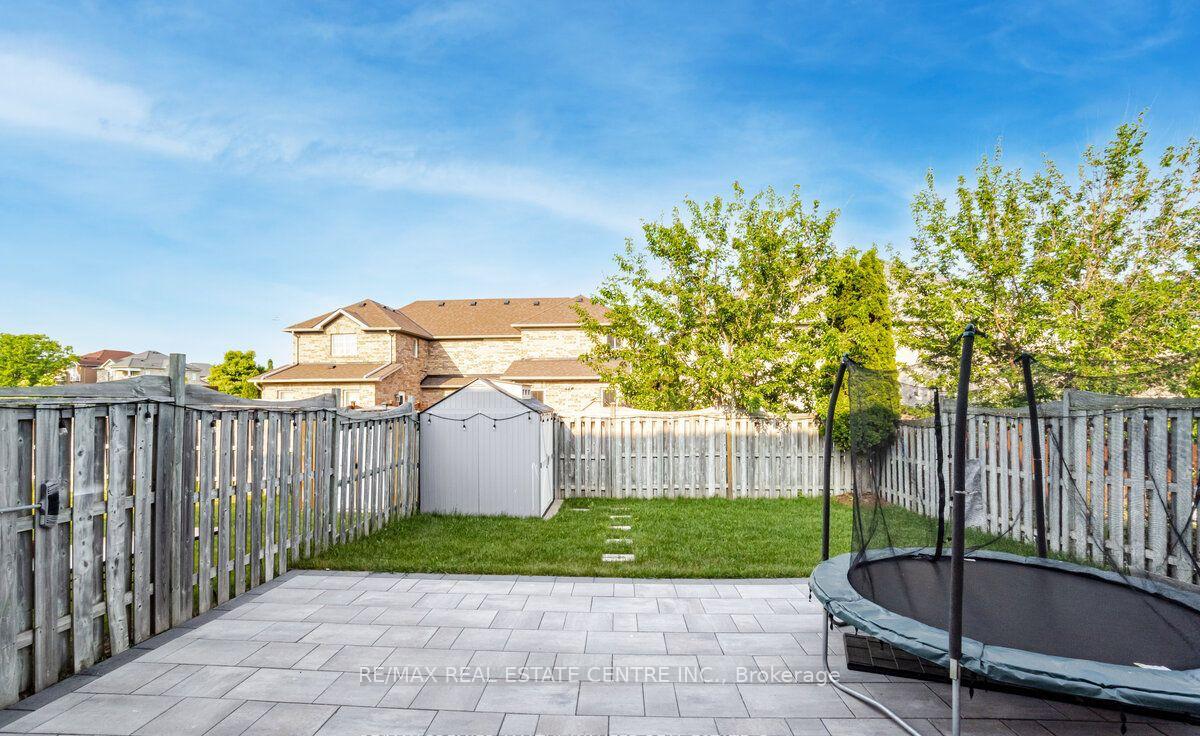 Photo 14 of Unit A, 83 Convoy Crescent, Vaughan, Maple — HOMEH