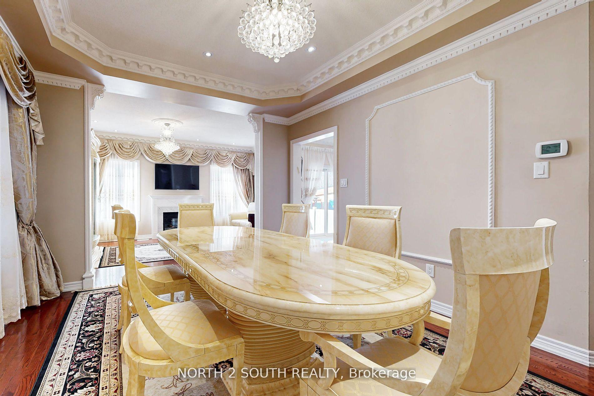Photo 12 of 77 Mahogany Forest Drive, Vaughan, Patterson — HOMEH
