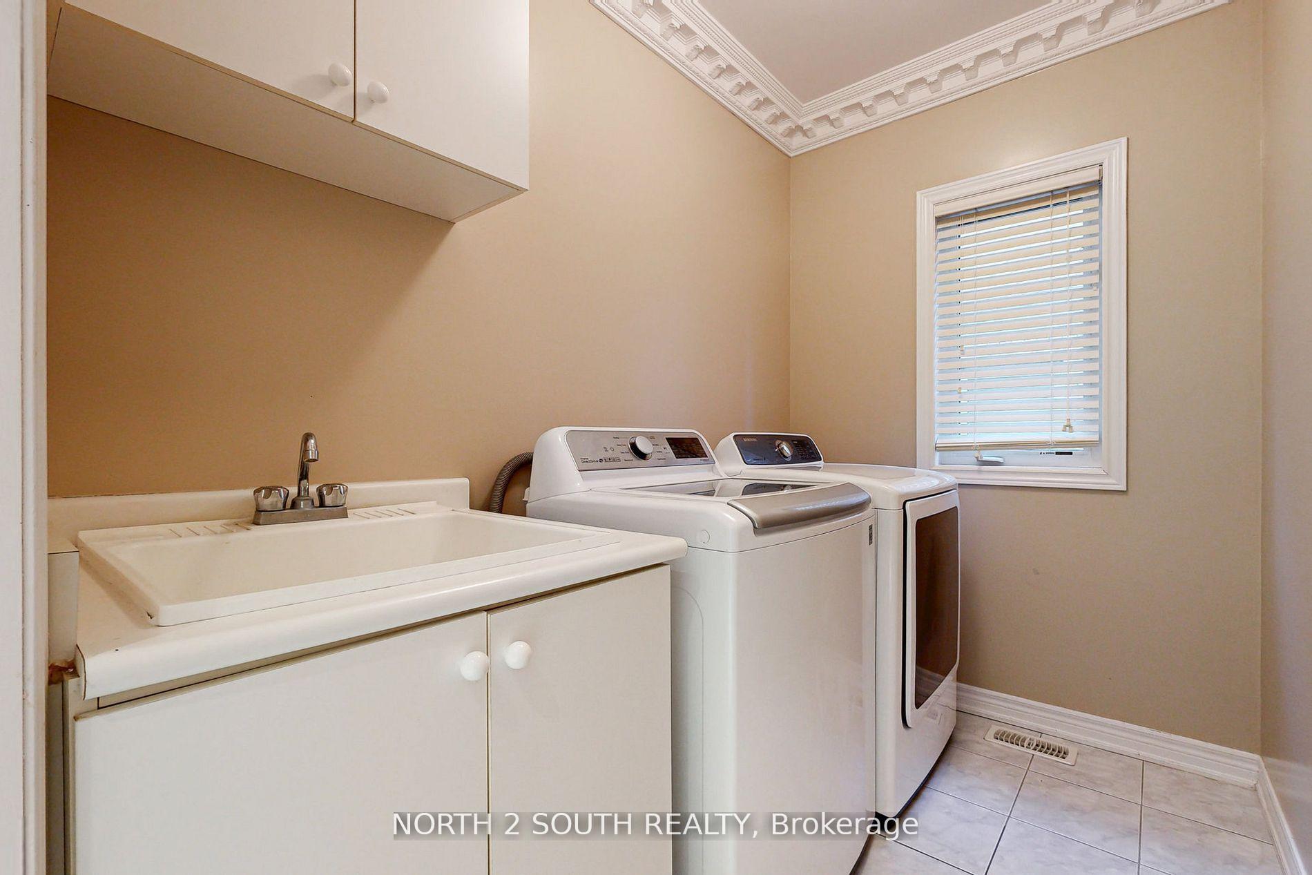 Photo 16 of 77 Mahogany Forest Drive, Vaughan, Patterson — HOMEH
