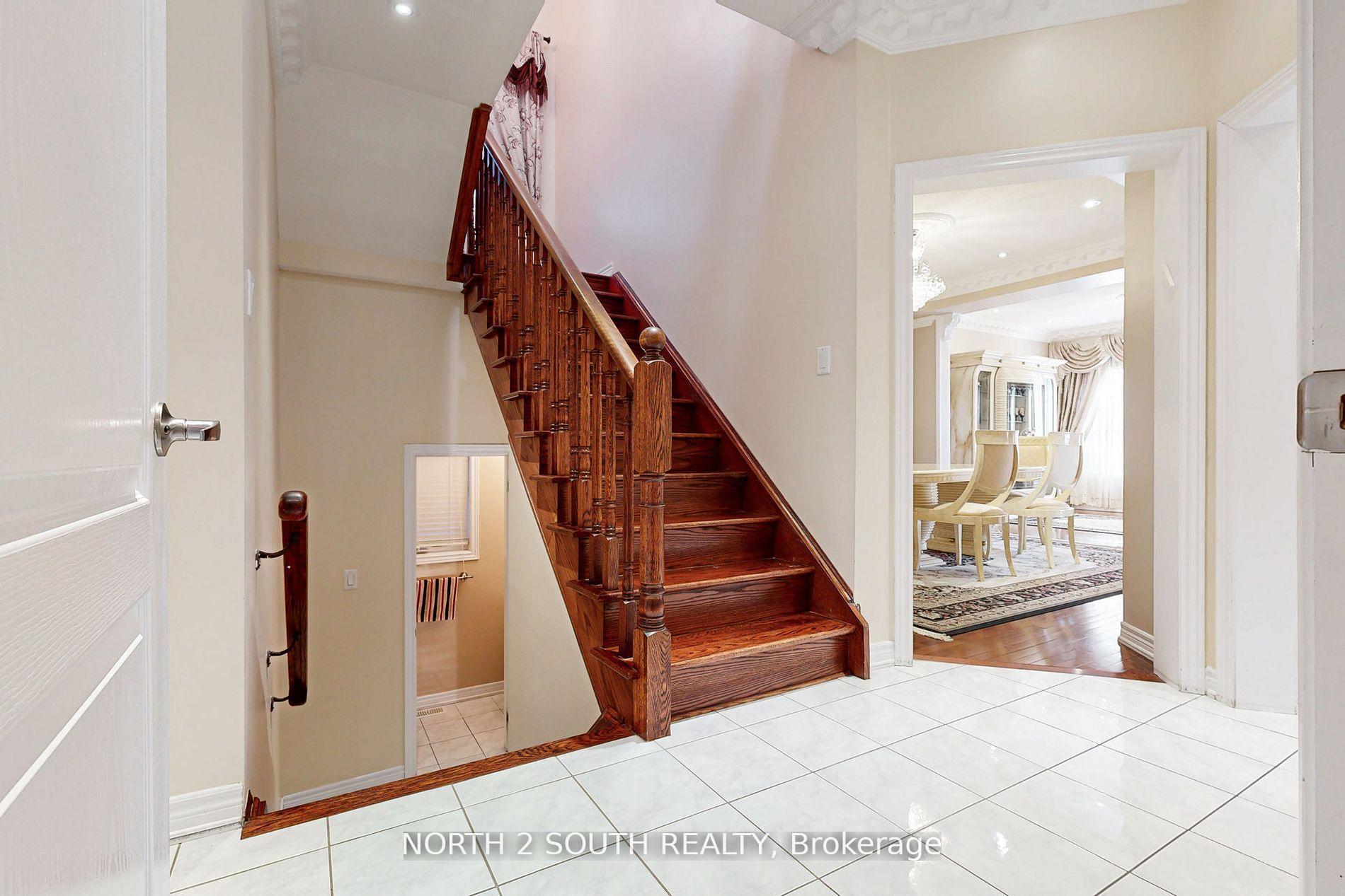 Photo 17 of 77 Mahogany Forest Drive, Vaughan, Patterson — HOMEH