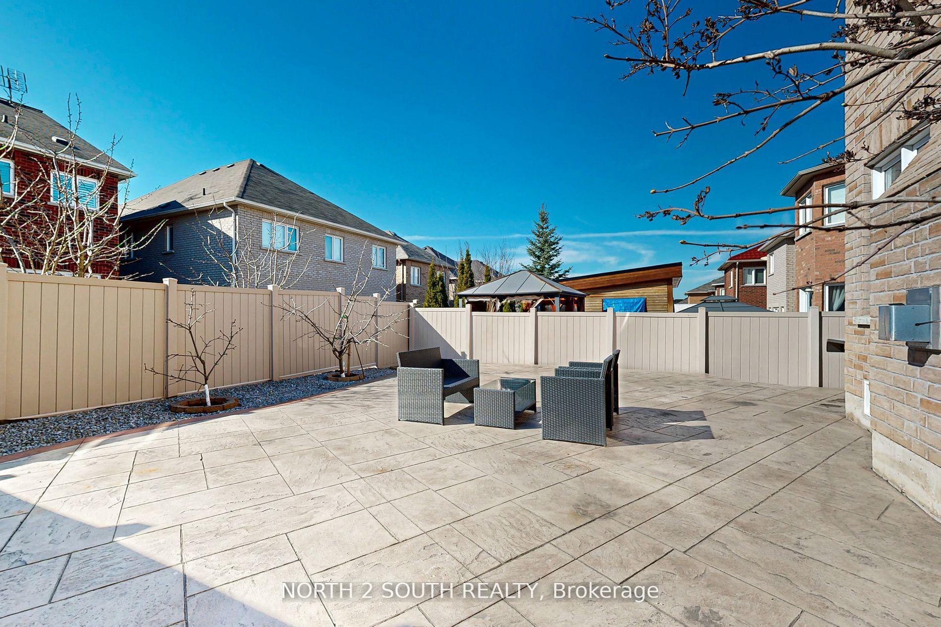 Photo 38 of 77 Mahogany Forest Drive, Vaughan, Patterson — HOMEH