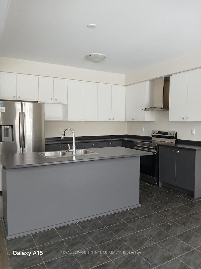 Photo 15 of 33 Downriver Drive, Welland, Dain City — HOMEH