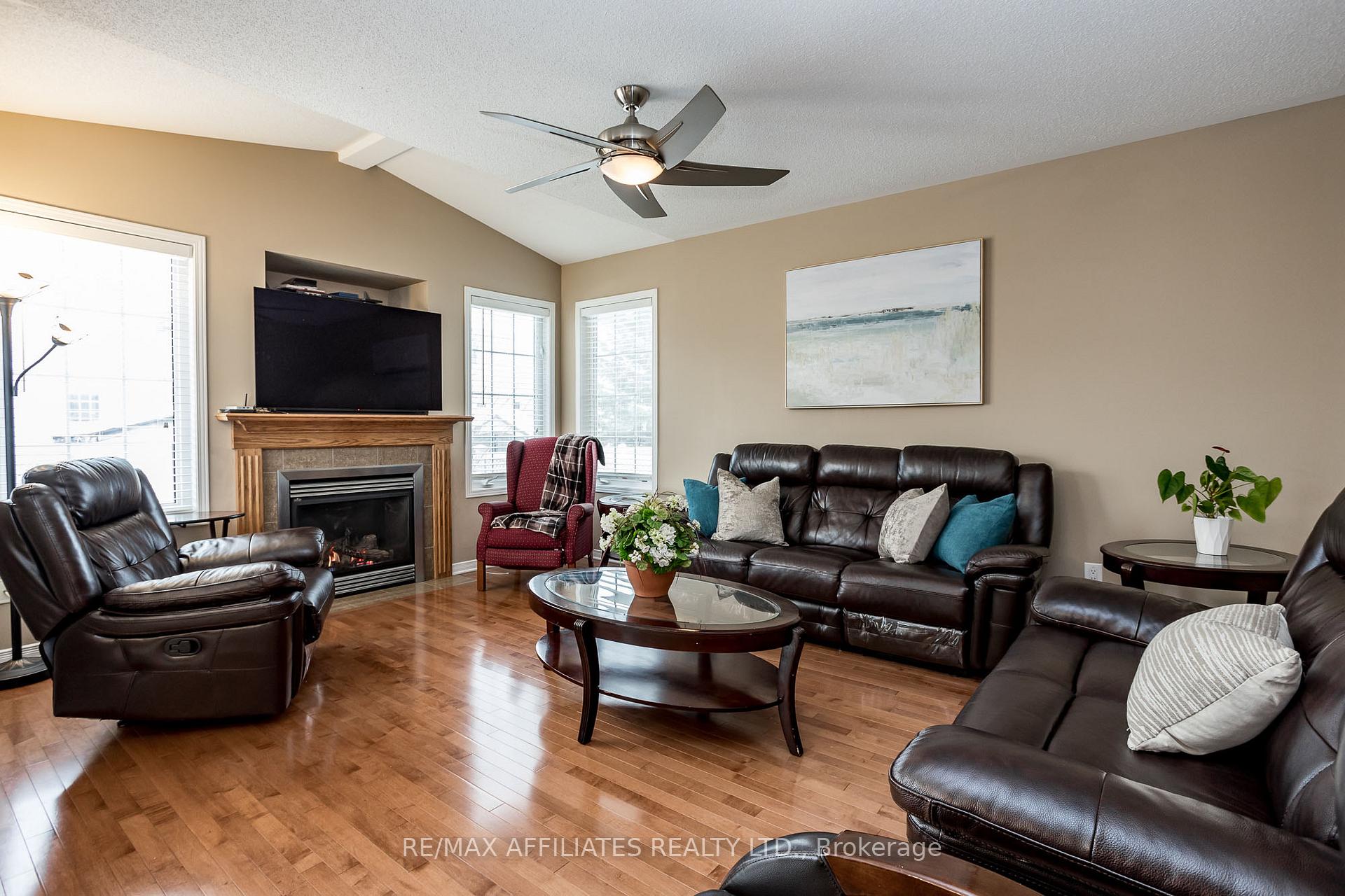 Photo 14 of 232 Hidden Meadow Avenue, Ottawa, Blossom Park/Kemp Park/Findlay Creek — HOMEH