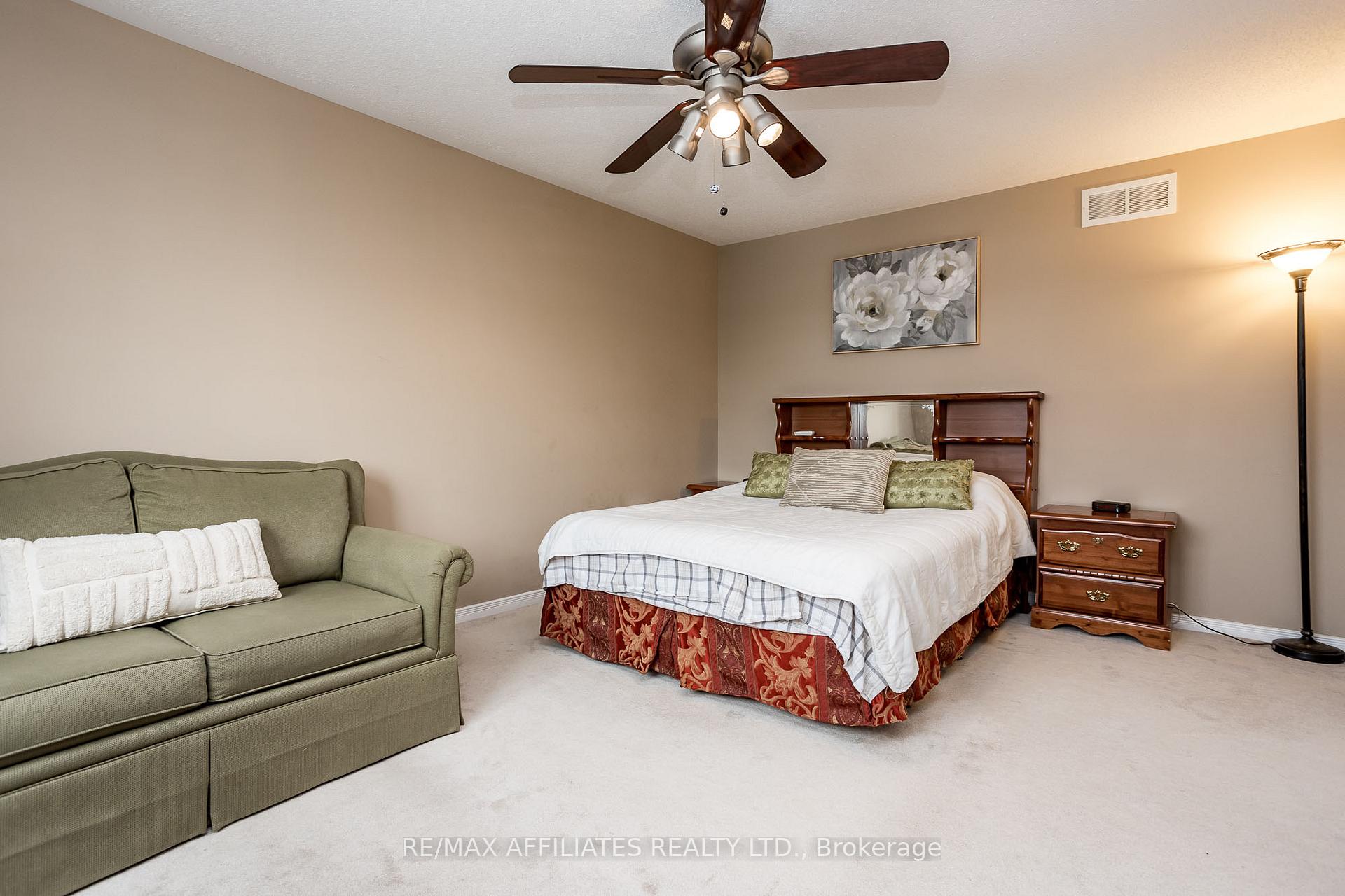 Photo 19 of 232 Hidden Meadow Avenue, Ottawa, Blossom Park/Kemp Park/Findlay Creek — HOMEH