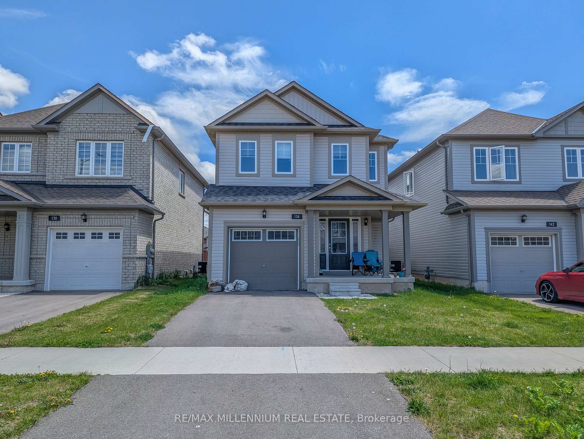 Front of 136 Tumblewood Place