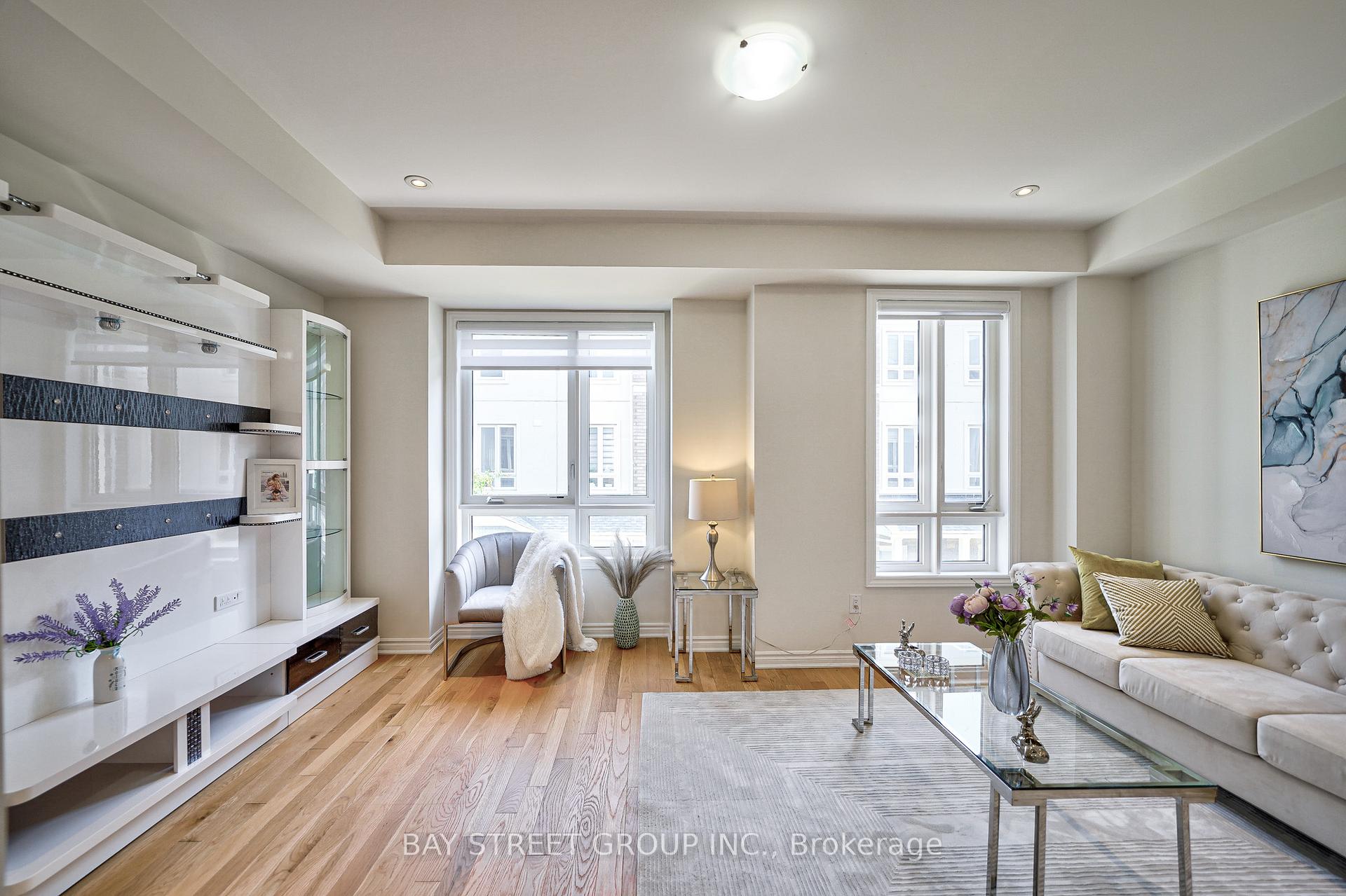 Photo 14 of 86 Chicago Lane, Markham, Wismer — HOMEH