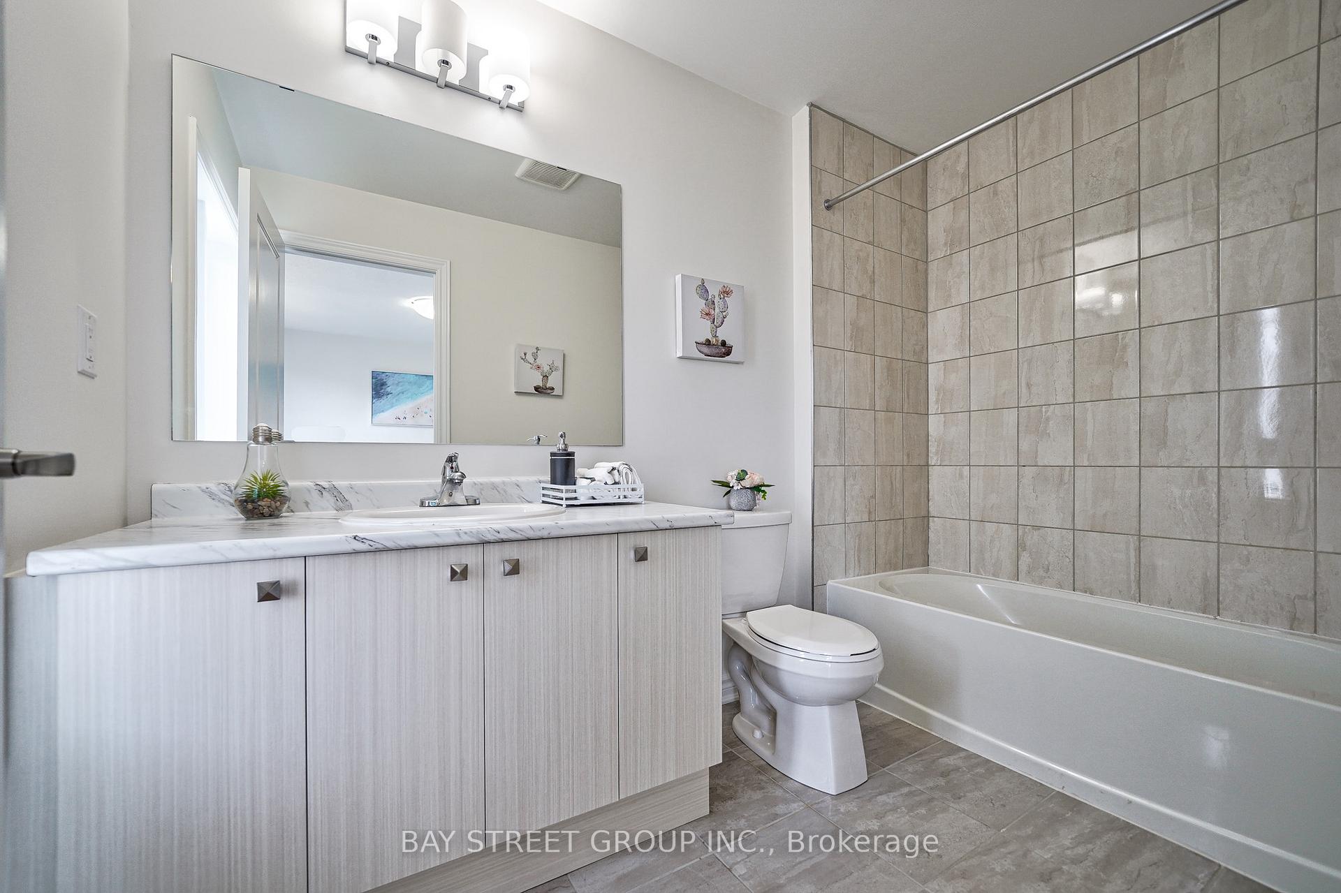 Photo 18 of 86 Chicago Lane, Markham, Wismer — HOMEH