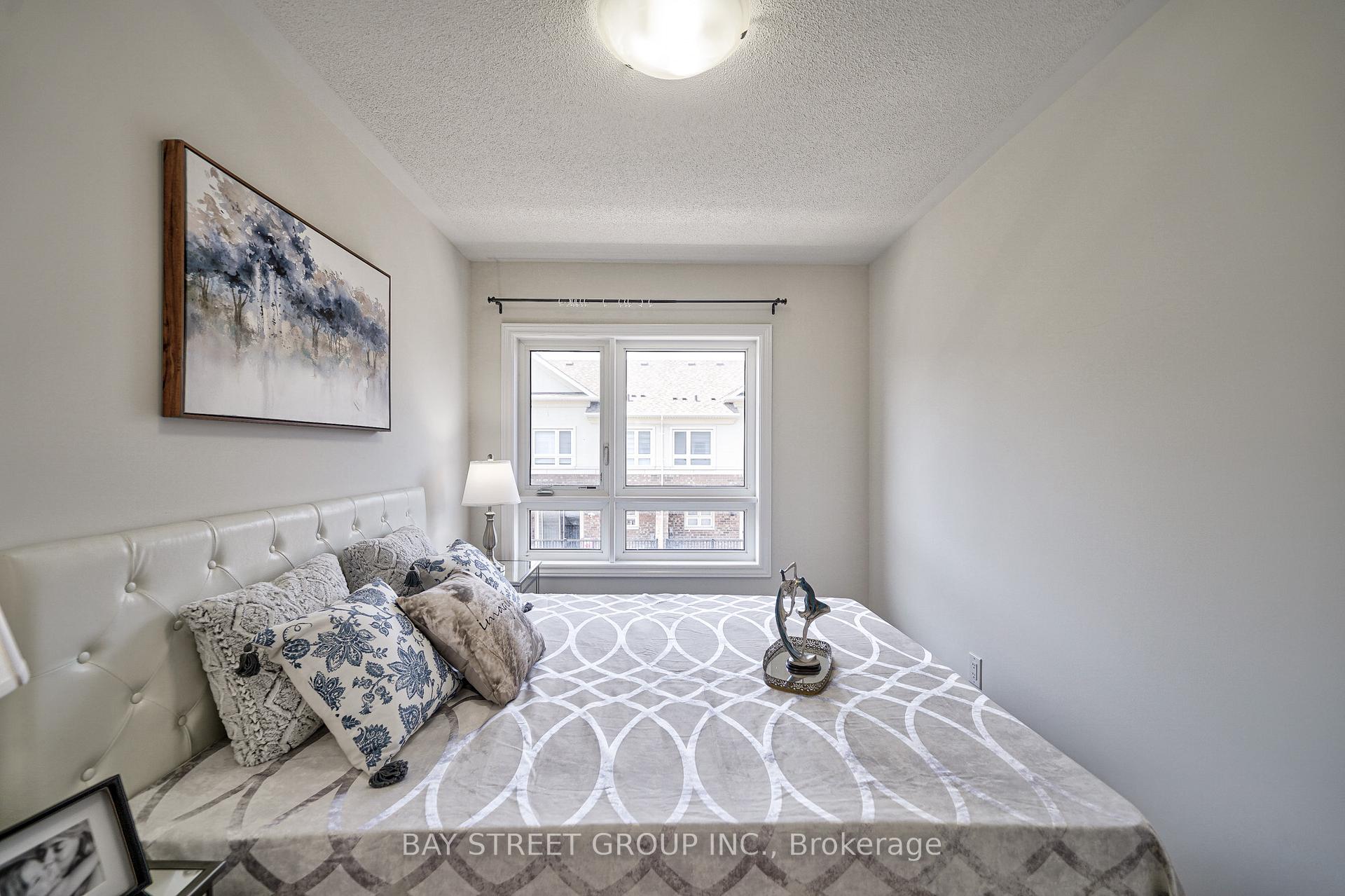 Photo 19 of 86 Chicago Lane, Markham, Wismer — HOMEH