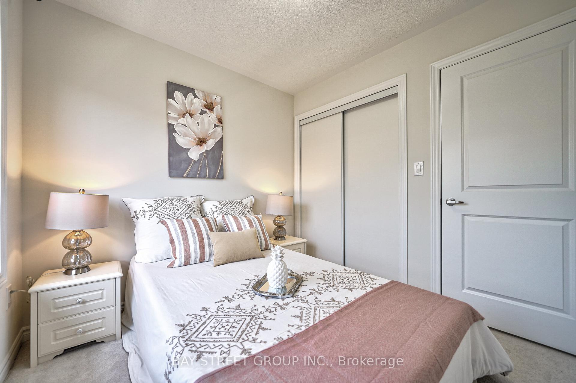 Photo 22 of 86 Chicago Lane, Markham, Wismer — HOMEH