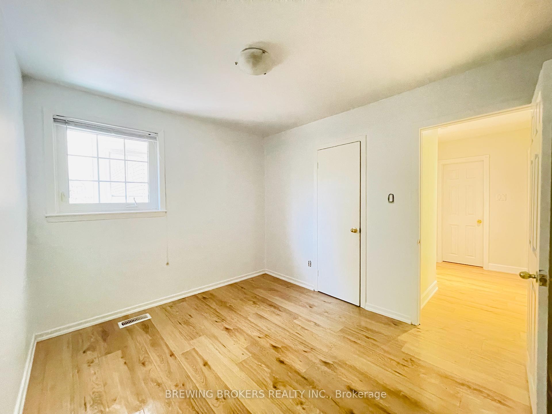Photo 12 of Unit Main, 39 Netherford Road, Vaughan, Maple — HOMEH