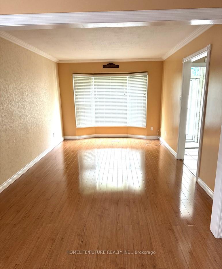 Photo 2 of Unit Main, 45 Regency Crescent, Whitby, Downtown Whitby — HOMEH