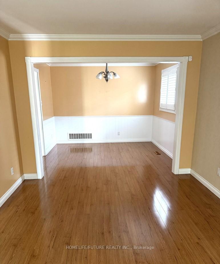 Photo 3 of Unit Main, 45 Regency Crescent, Whitby, Downtown Whitby — HOMEH