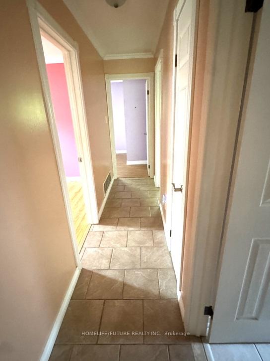 Photo 11 of Unit Main, 45 Regency Crescent, Whitby, Downtown Whitby — HOMEH