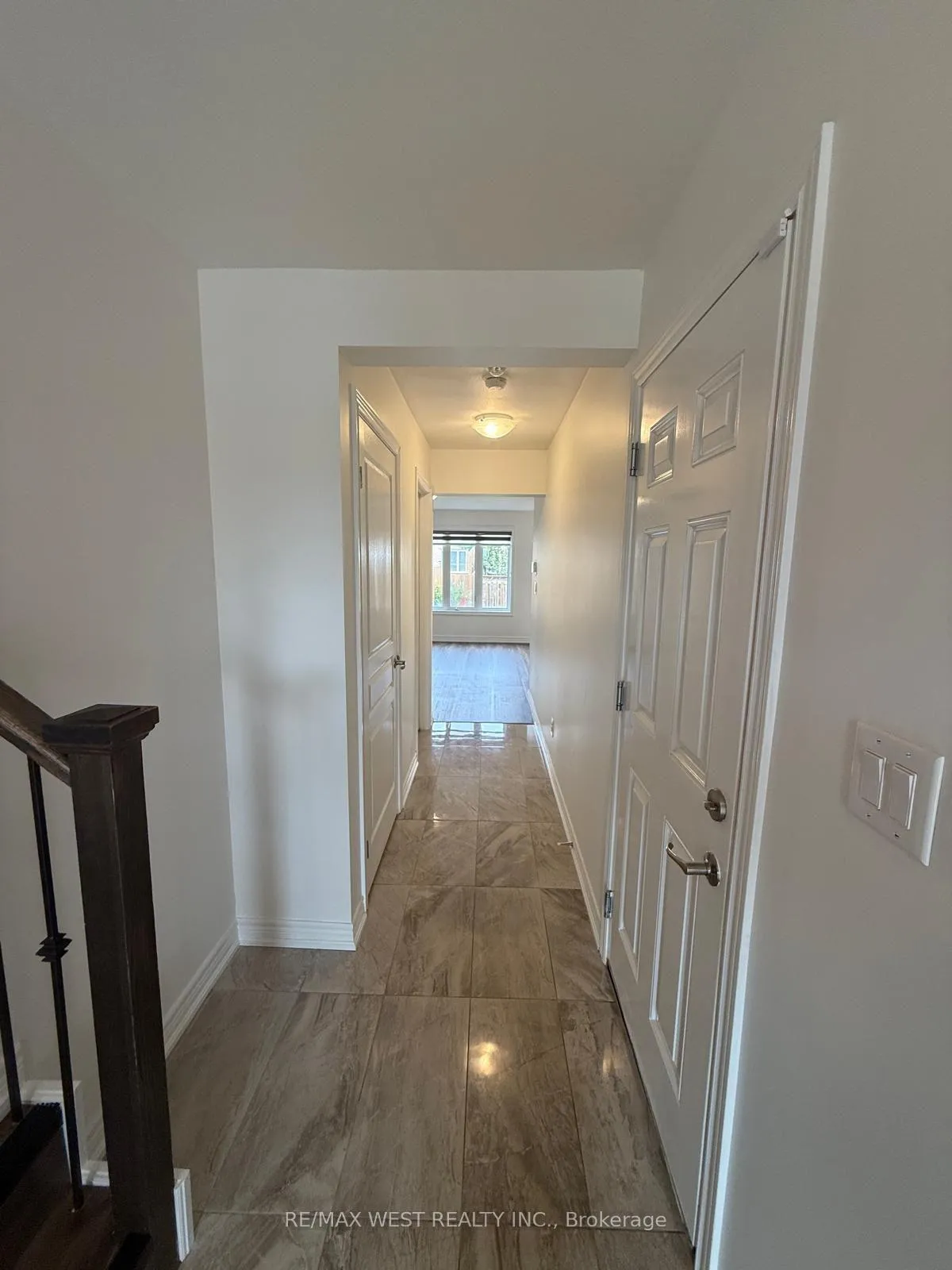 Photo 6 of 140 Monarch Street, Welland, Coyle Creek — HOMEH
