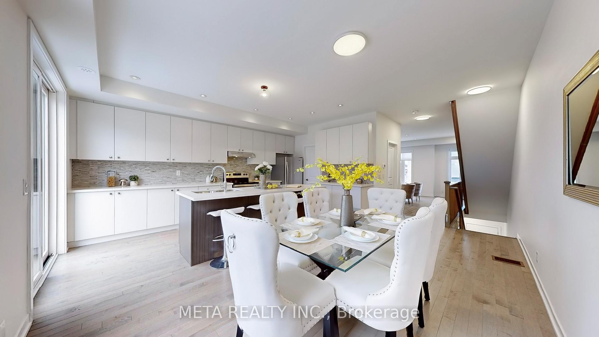Photo 2 of 3 William Shearn Crescent, Markham, Angus Glen — HOMEH
