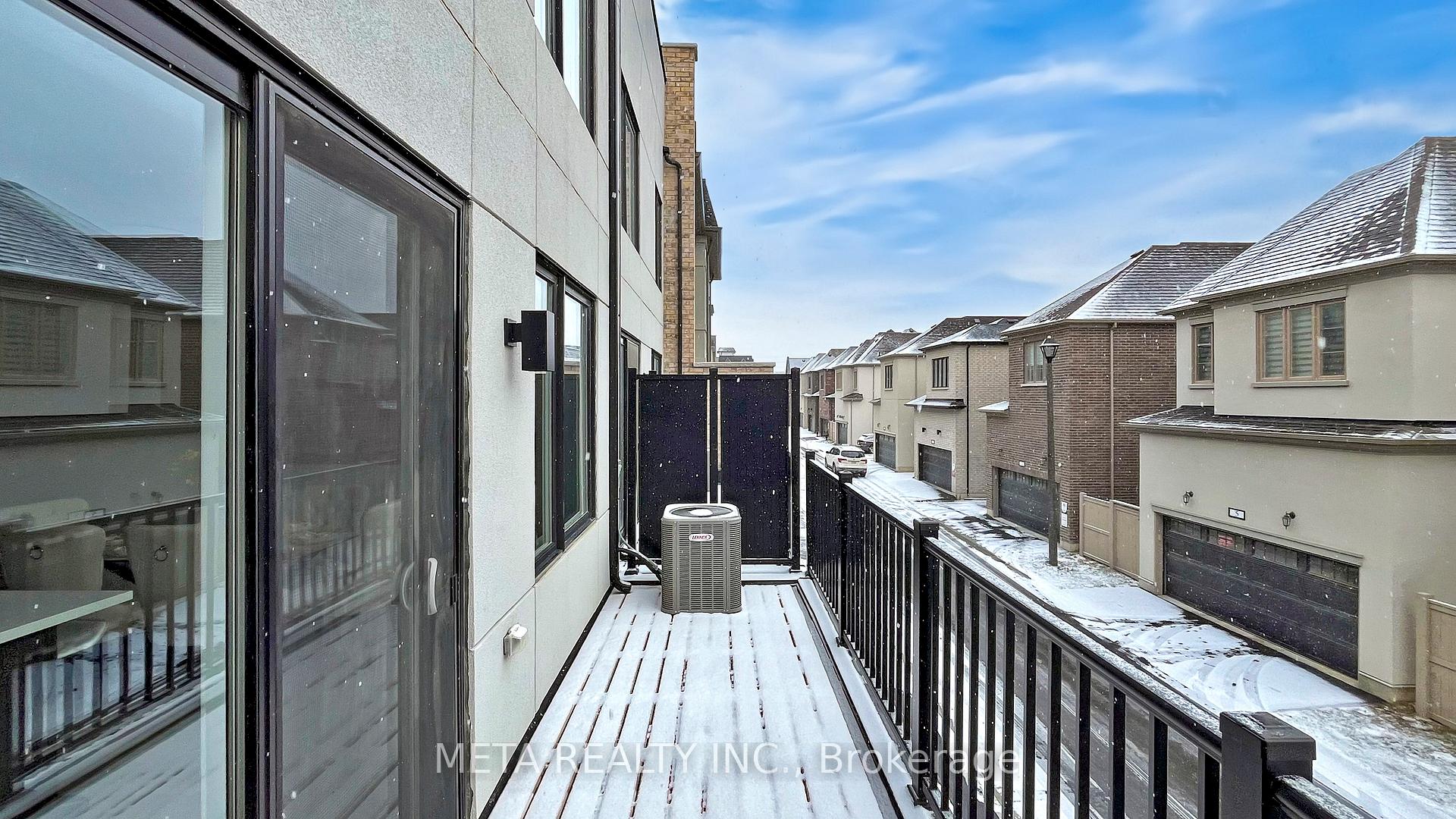 Photo 6 of 3 William Shearn Crescent, Markham, Angus Glen — HOMEH