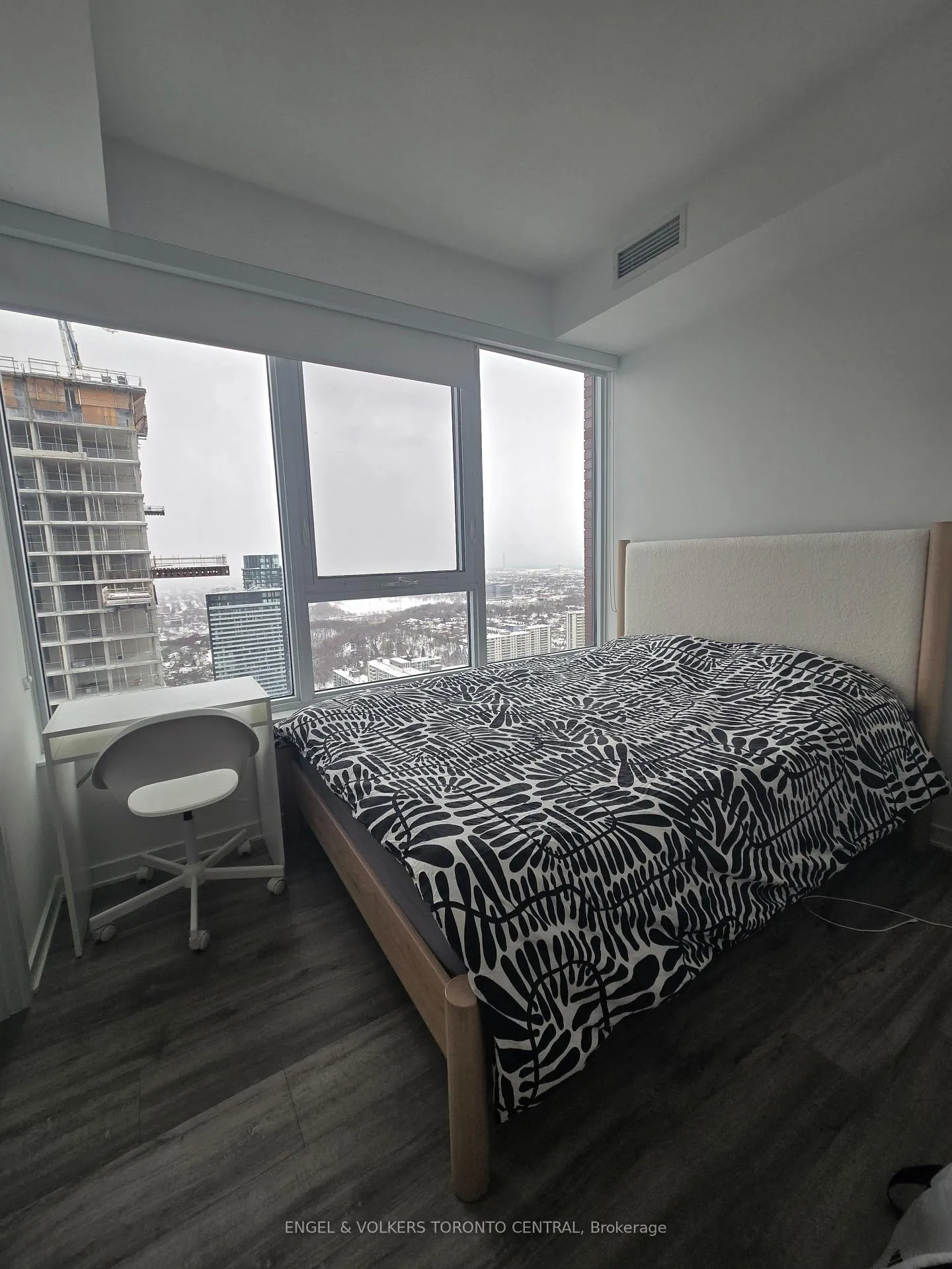 Photo 12 of Unit 4510, 25 Selby St, Toronto, North St. James Town — HOMEH